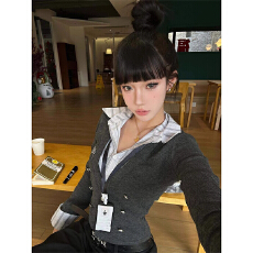 批发法式轻奢条纹长袖拼接<b class='q'>假两件</b>修身<b class='q'>上衣</b>女