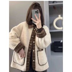 批发仿羊羔绒外套2025新款大码<b class='q'>中老年女装</b>秋冬加厚拼接格子妈妈冬装