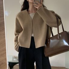 批发韩国东大门<b class='q'>春</b>秋新款时尚气质简约小个子V领宽松短款毛呢外套