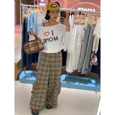 批发美式斜肩长袖<b class='q'>卫衣</b>女设计感印花气质露肩上衣