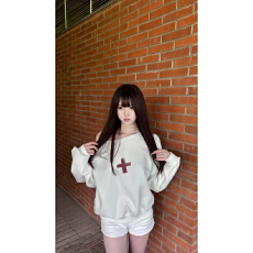 批发美式斜肩长袖<b class='q'>卫衣</b>女设计感印花气质露肩上衣