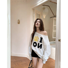 批发美式斜肩长袖<b class='q'>卫衣</b>女设计感印花气质露肩上衣