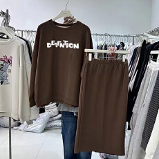 批发套装<b class='q'>女</b>秋冬港风小众百搭宽松<b class='q'>套头卫衣</b>休闲半身裙时尚两件套