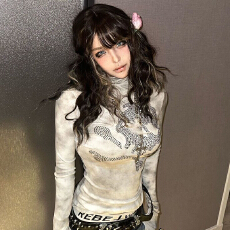 批发亚文化<b class='q'>高领</b><b class='q'>打底衫</b>女骷髅烫钻长袖t恤修身亚比y2k上衣