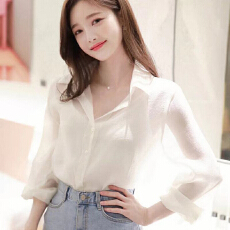 批发白色<b class='q'>雪纺</b>衬衫女<b class='q'>长袖</b>时尚洋气2026夏季新款透视防晒上衣透明性上衣