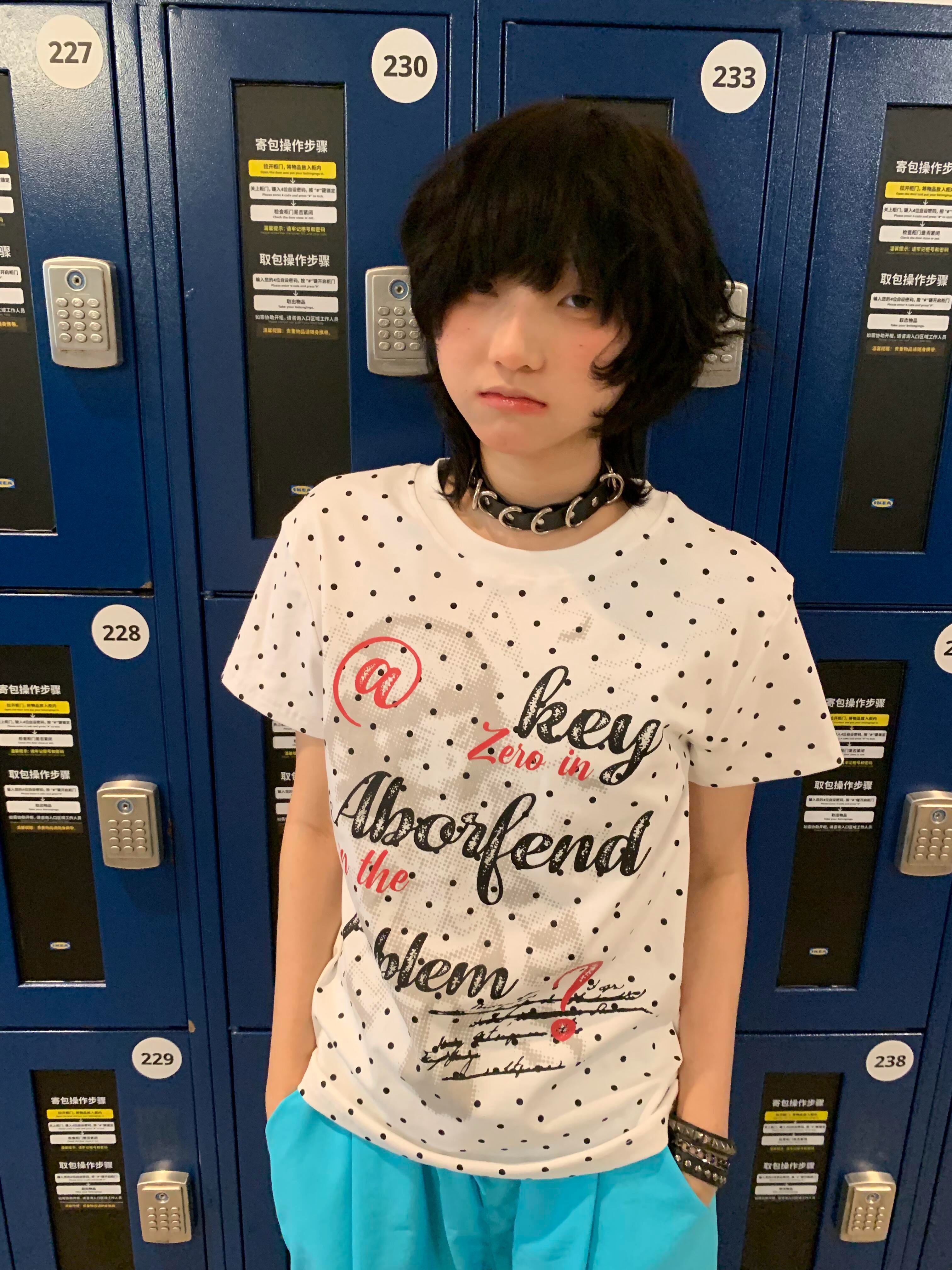 220 그램 40 빗질하다 92 면 8 암모니아 Lun 이후 패키지 칼라 몸매 가꾸기 슬림해 보이는 긍정적 인 어깨 반팔 티셔츠