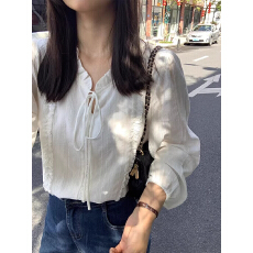 批发法式气质白色系带蕾丝刺绣衬衫女秋季别致温柔风衬衣独特漂亮上衣