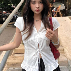 批发夏季小众设计感小衫简约<b class='q'>修身</b>上衣法式白色蕾丝花边系带<b class='q'>短袖</b>衬衫