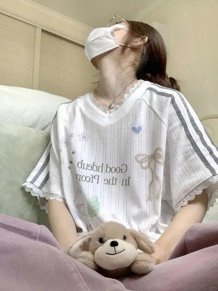 광저우 원단 이후 패키지 프린트 패치워크 레이스 루즈핏 반팔 티셔츠 여성