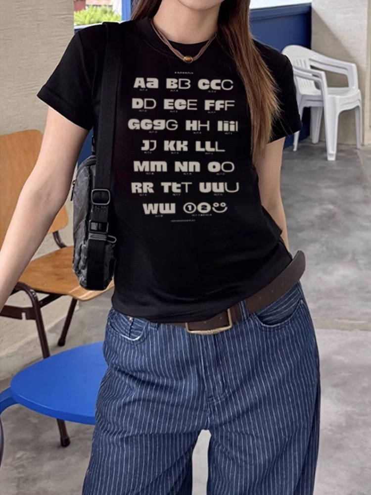 여름 새로운 알파벳 프린트 디자인 반팔 티셔츠 여성 미니멀리즘 다용도 여성 기본 셔츠 반팔 맨위