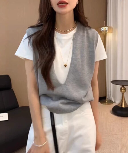 빅 사이즈 학원 스타일 패치워크 색상 페이크 레이어드 V넥 긍정적 인 어깨 반팔 티셔츠 여자 여름 디자인 센스 Chic 작은 대중 맨위