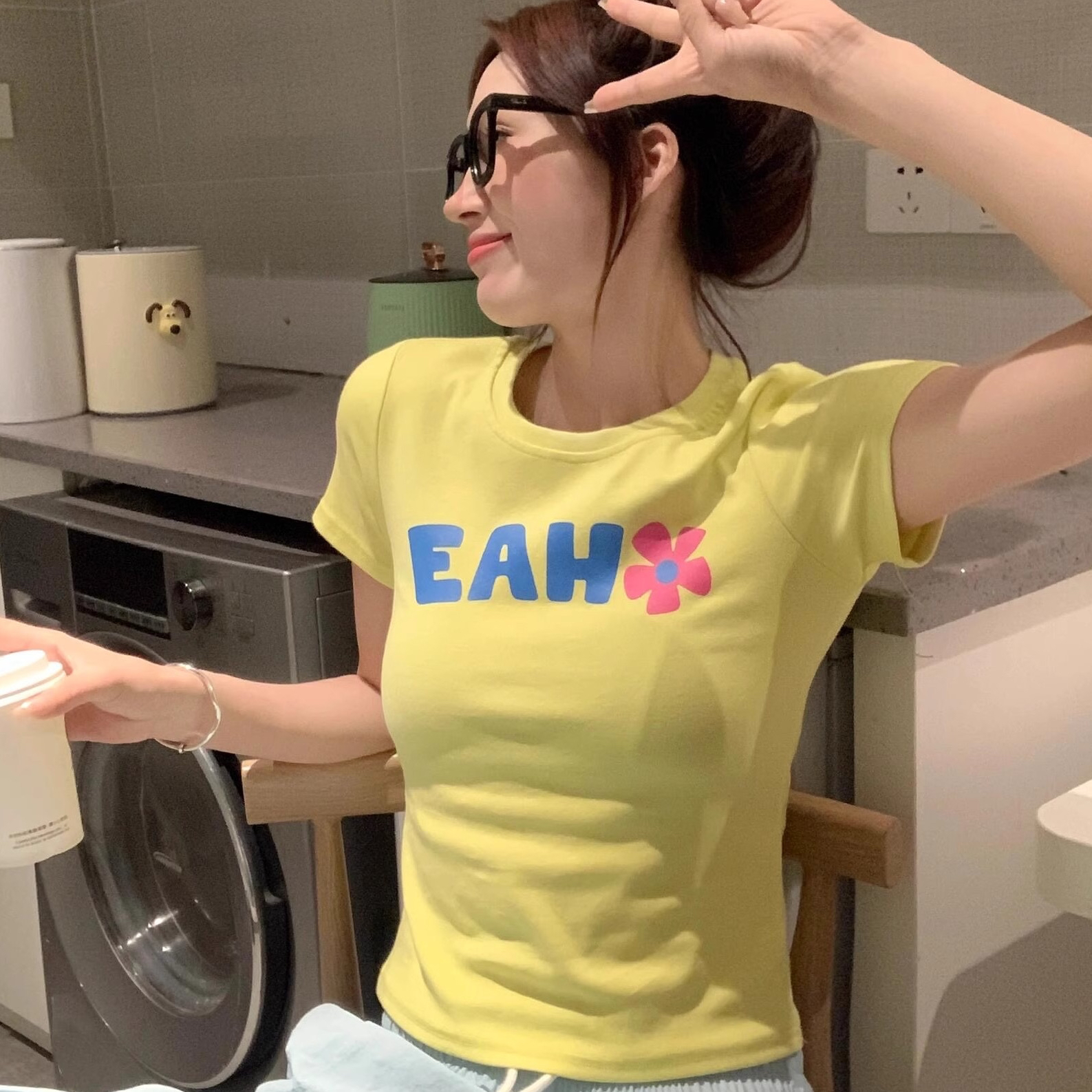아메리칸 레트로 긍정적 인 어깨 라운드 넥 프린트 반팔 티셔츠