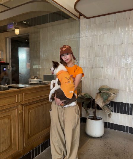 아메리칸 레트로 라운드 넥 긍정적 인 어깨 프린트 반팔 티셔츠