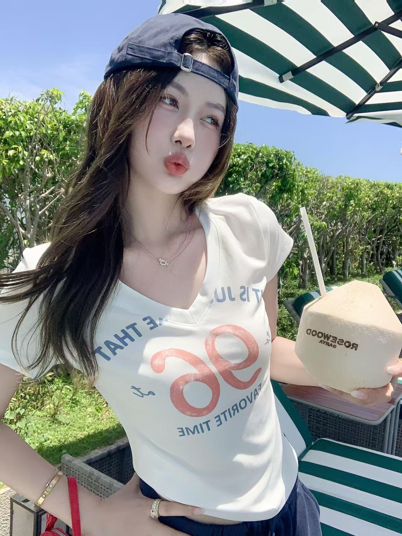 아메리칸 레트로 긍정적 인 어깨 V 칼라 프린트 반팔 티셔츠