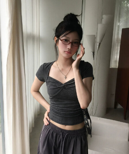 광장 칼라 스트라이프 비틀림 반팔 티셔츠 여성 여름 몸매 가꾸기 슬림해 보이는 허리 수축 출퇴근 핫걸 맨위