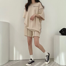 批发<b class='q'>韩版</b><b class='q'>运动服</b>套装女夏季2026新款短袖短裤校园风可爱少女两件套