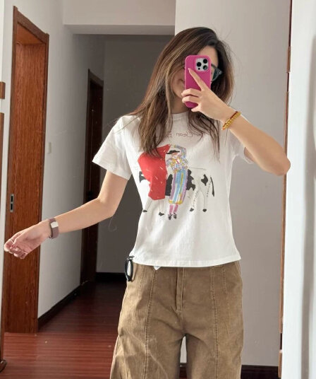 아메리칸 레트로 순면 몸매 가꾸기 긍정적 인 어깨 라운드 넥 프린트 반팔 티셔츠
