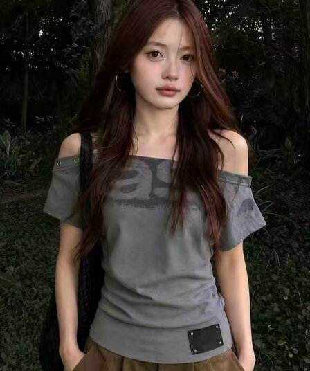아메리칸 핫걸 비스듬한 어깨 허리 수축 반팔 티셔츠