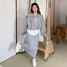 批发t恤拼接假两件上衣+半身裙两件套女2026<b class='q'>春</b>季配长裙休闲运动套装