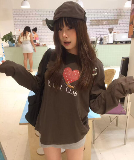 200그램 순면 당겨서 어깨 테두리 프린트 루즈핏 만나는 긴팔