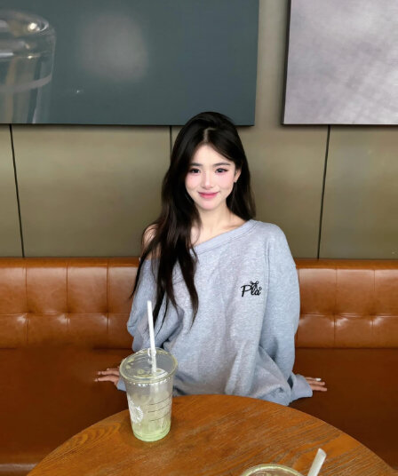 아메리칸 레트로 비스듬한 어깨 후드티 여성 가을 겨울 프린트 맨위