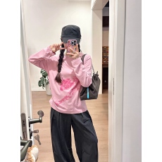 批发原版<b class='q'>纯棉</b>粉豹子印花圆领长袖女秋季新款落肩宽松简约百搭上衣