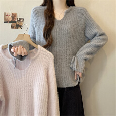 批发实拍温柔风粗针织<b class='q'>毛衣</b>女秋冬韩系氛围感宽松软糯长袖v领上衣
