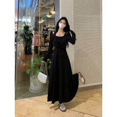 批发实拍 气质休闲假两件秋季2025新款法式扭结收腰显瘦a字大摆连衣裙