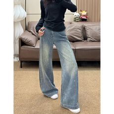 批发原宿风ins通勤个性爆款带钻<b class='q'>镶钻</b><b class='q'>牛仔裤</b>女春秋款时尚拖地<b class='q'>牛仔裤</b>潮
