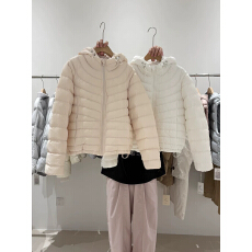 批发C位小蛮腰连帽棉服女短款2026冬新款加厚保暖时尚洋气显瘦棉衣