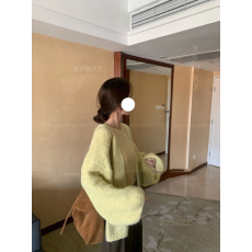 批发<b class='q'>韩国</b>东大门秋季新款软糯纯色灯笼袖慵懒中长款百搭羊毛针织开衫女