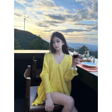 批发黄色V领不规则长袖衬衫女早秋宽松慵懒风设计感独特漂亮小衫上衣