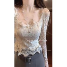 批发秋季纯欲白色法式方领长袖蕾丝衫女露背气质修身内搭打底短款上衣
