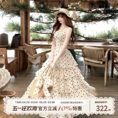 批发SISI JIANG“罗马假日”法式度假温柔波点收腰显瘦时尚吊带<b class='q'>连衣裙</b>