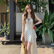 批发CallmeEar原创不规则裙摆<b class='q'>连衣裙</b>缎面波点天丝印花<b class='q'>露背</b>长裙