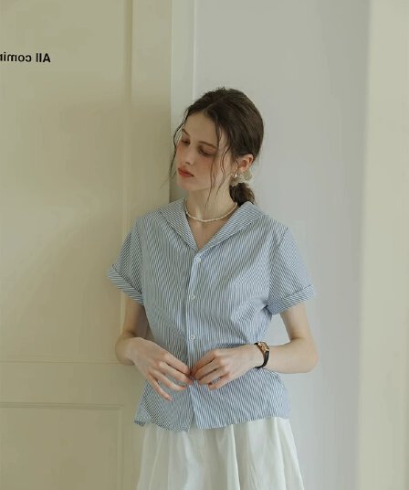 봄 또한 화이트 프랑스식 출퇴근 해군 칼라 파란색 스트라이프 반팔 여성 셔츠 여름 학원 스타일 연령 감소 슬림해 보이는 맨위