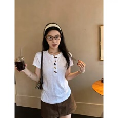 批发竹节棉肌理感牛角扣<b class='q'>短袖</b>t恤女小个子修身显瘦百搭内搭上衣夏