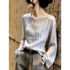 批发小众独特条纹上衣洋气<b class='q'>通勤</b>百搭减龄女装2026秋季新款遮肉时尚潮流