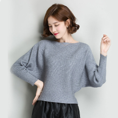 批发<b class='q'>蝙蝠衫</b>女上衣秋新款韩版百搭<b class='q'>宽松</b>蝙蝠袖一字领针织T恤