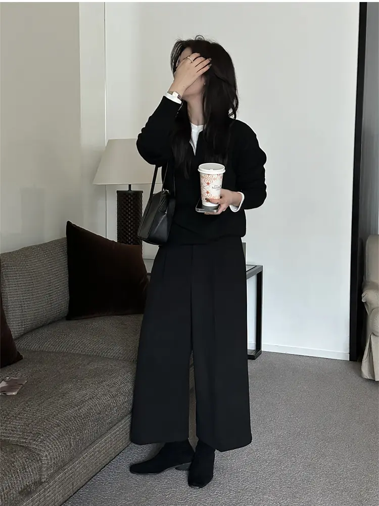 폴드 칼라 루즈핏 니트 상세 이미지 26