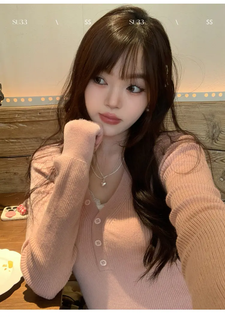 V넥 버튼 니트 상세 이미지 7