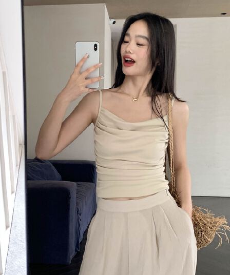 보트넥 핫걸 섹시함 벨트 가슴 패드 작은 슬링 조끼 여름 주름 수 있습니다. 외부 아름다움 뒤로 니트 인사이드 가져 가라. 만나는 여성