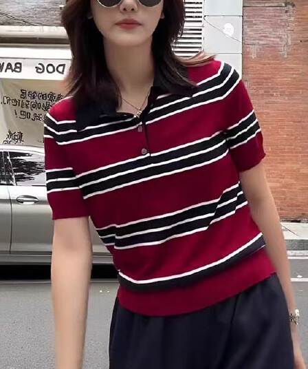 배색 스트라이프 POLO 칼라 얼음 실크 반팔 니트 스웨터 여성 새로운 여름 프랑스식 루즈핏 기본 셔츠 맨위