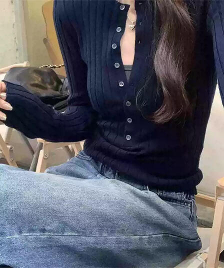 프랑스식 고급 센스 빨간색 니트 기본 셔츠 인사이드 잡아라. 의류 여성 봄 가을 외출용 디자인 센스 몸매 가꾸기 쇼트 스타일 스웨터