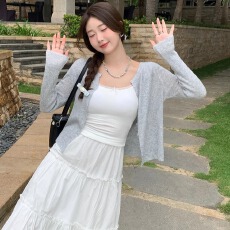 批发冰丝防晒开衫女2025新款<b class='q'>夏</b>季薄款外套针织衫披肩吊带长裙外搭罩衫