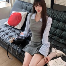 P Pouvoir 条纹假两件长袖衬衫女早秋设计感修身显瘦拼接针织上衣