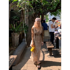 批发大码气质日系咖格子吊带<b class='q'>连衣裙</b>夏显白<b class='q'>收腰</b>复古法式度假风a字长裙