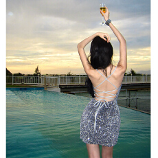 批发星河闪烁闪片裙吊带生日裙亮片小礼服女性感露背短裙圣诞节年会裙