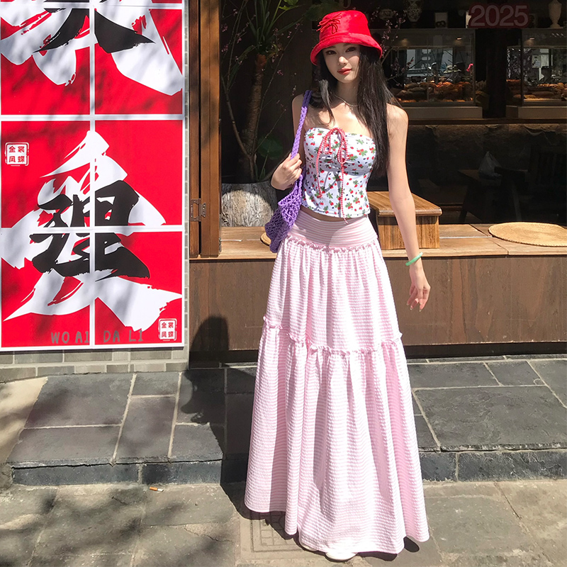 꽃무늬 튜브탑 맨위 핑크색 스트라이프 하이웨이스트 롱 스커트 두 조각 여성 세트 여름 해변가 휴가 바람 달콤한 매운맛 세트