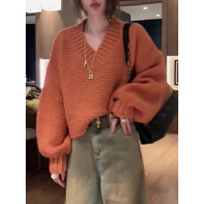 批发<b class='q'>欧洲站</b>冬季<b class='q'>新款</b>时尚V领宽松显瘦百搭减龄长袖针织衫毛衣女上衣潮